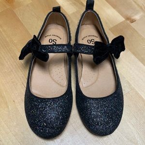 Girls size 1 sparkly black flats